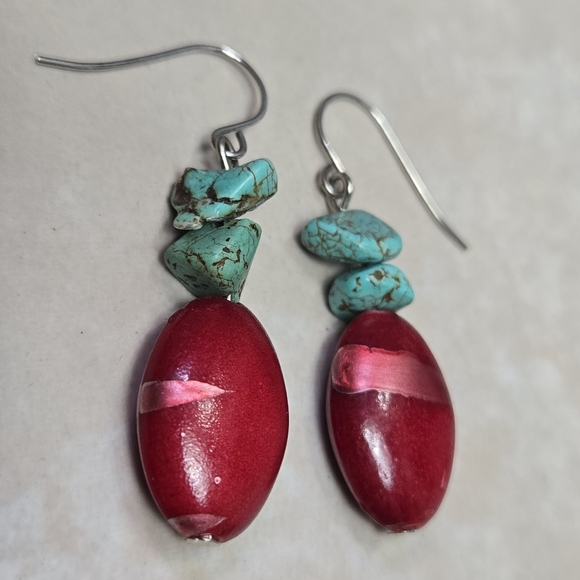 Vintage Red Bead and Turquoise Dangle Earrings Inclued Extra 925 Silver Hooks - Picture 17 of 17